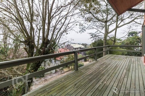 Image 33 - 253775